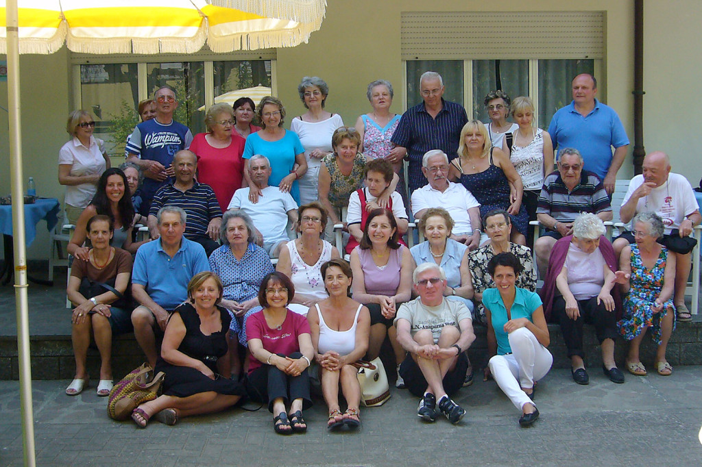 Foto di gruppo al mare, AIMA Associazione Alzheimer Reggio Emilia