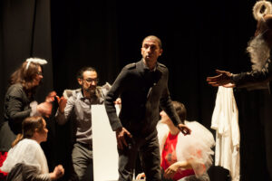 Fotografia di scena, "La Costanza dell'Ombra", spettacolo dell'1 aprile 2023 al Teatro Metropolis di Bibbiano