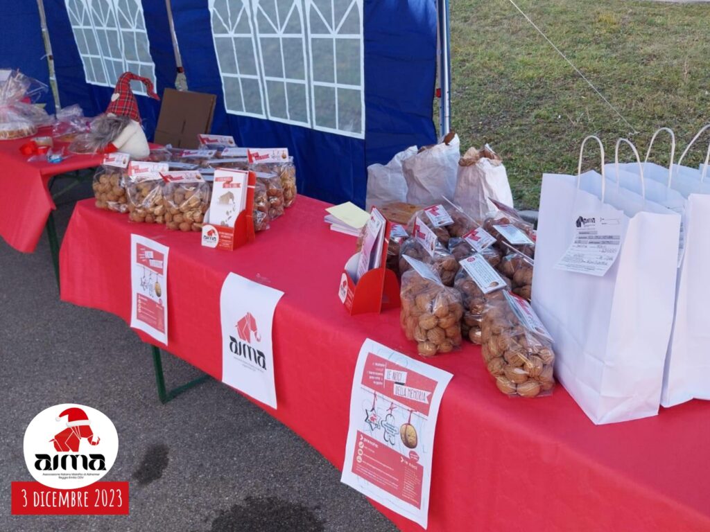 Stand con le Noci della Memoria a Succiso