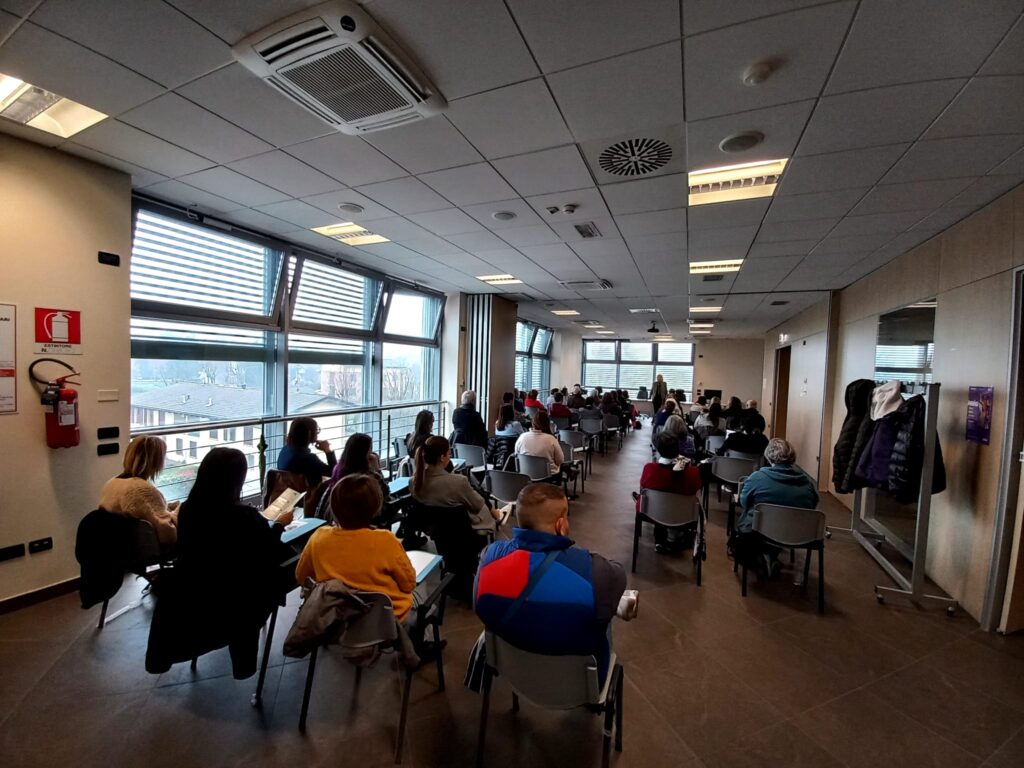 Momento informativo marzo 2025 alla Casa della Salute di Montecchio, organizzato da Unione Val d'Enza, AIMA Reggio Emilia
